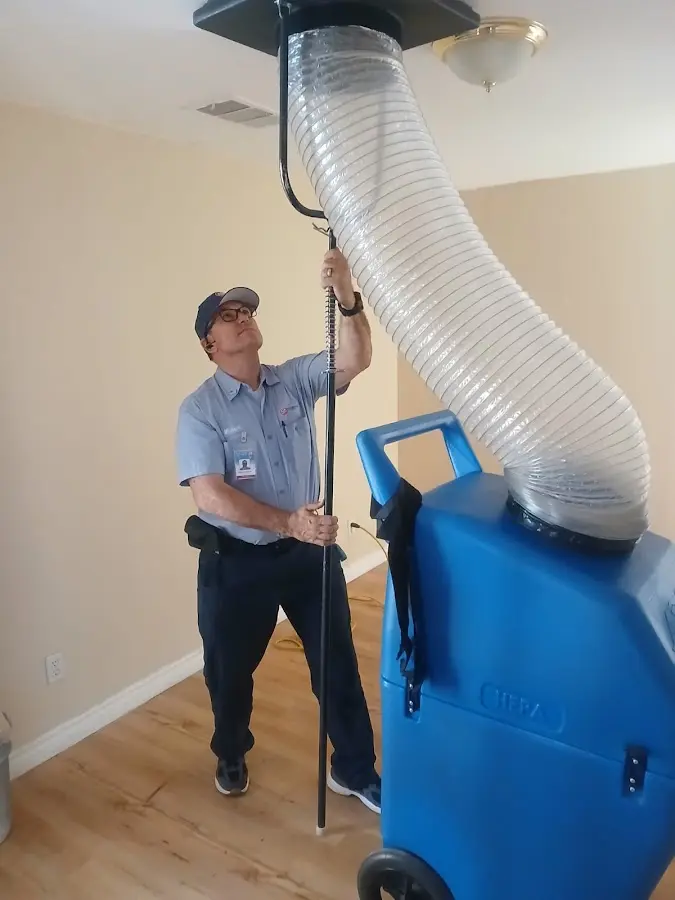 HVAC Installation technician using HEPA equipment in Sunset Hills